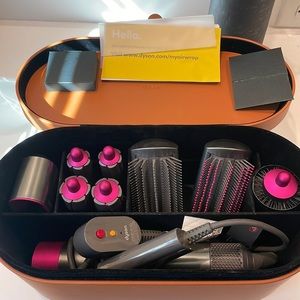 Dyson Airwrap Complete Set with Case and Attachments